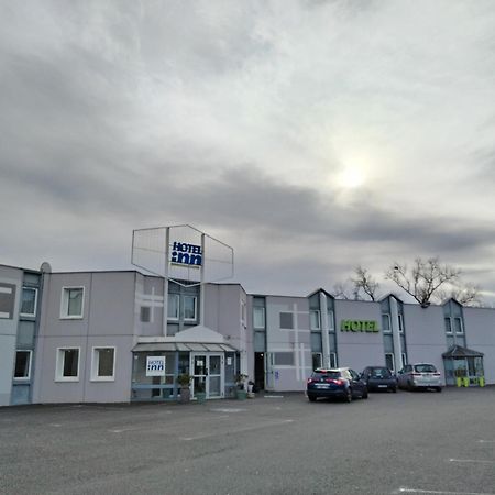 Hotel Inn Design Монлюсон Экстерьер фото