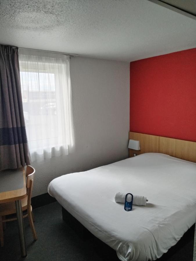 Hotel Inn Design Монлюсон Экстерьер фото