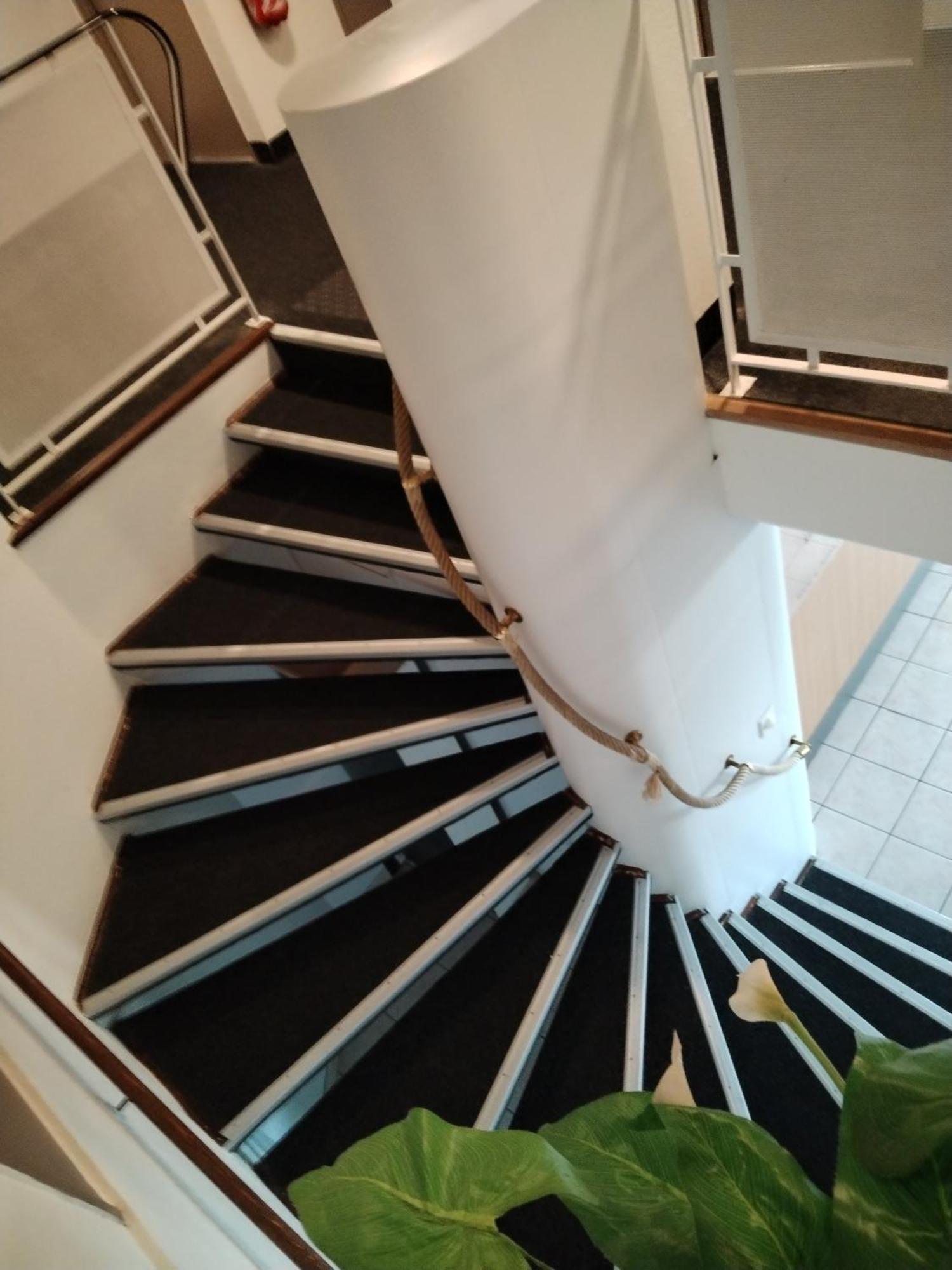 Hotel Inn Design Монлюсон Экстерьер фото